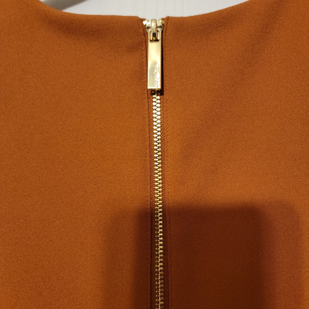 Calvin Klein - Picture 2 of 6